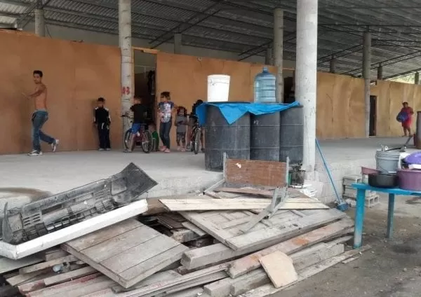 Tegucigalpa: En condiciones infrahumanas viven familias desalojadas de la colonia Godoy