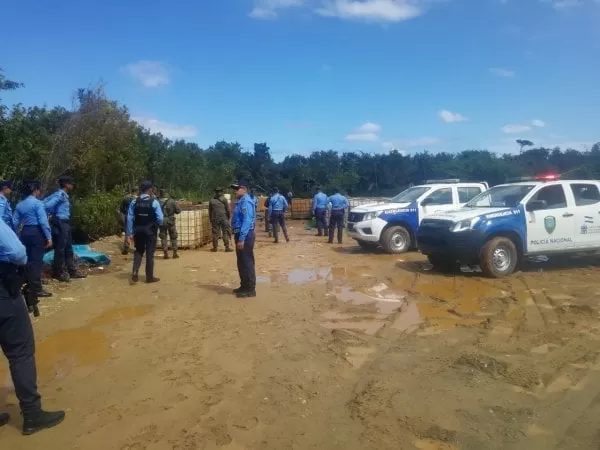 En el marco de la Operación Morazán II decomisan combustible robado en Puerto Cortés