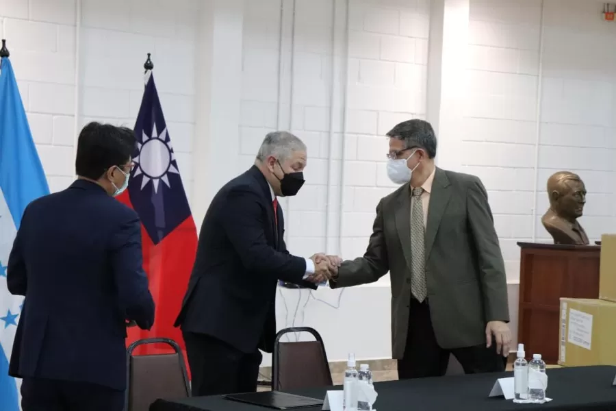 La Secretaría de Salud recibe donativo de la República de China (Taiwán)