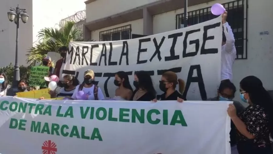 Mujeres se pronuncian en Marcala, La Paz, por femicidios