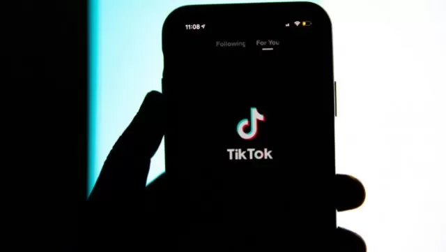 Tik Tok anuncia que suspende operaciones en Rusia y anula la creación de nuevos videos en el país