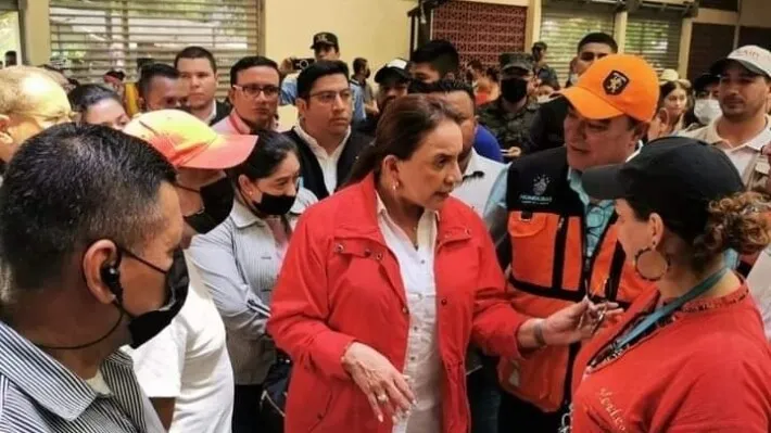 Presidenta Xiomara Castro visita zonas afectadas por las lluvias