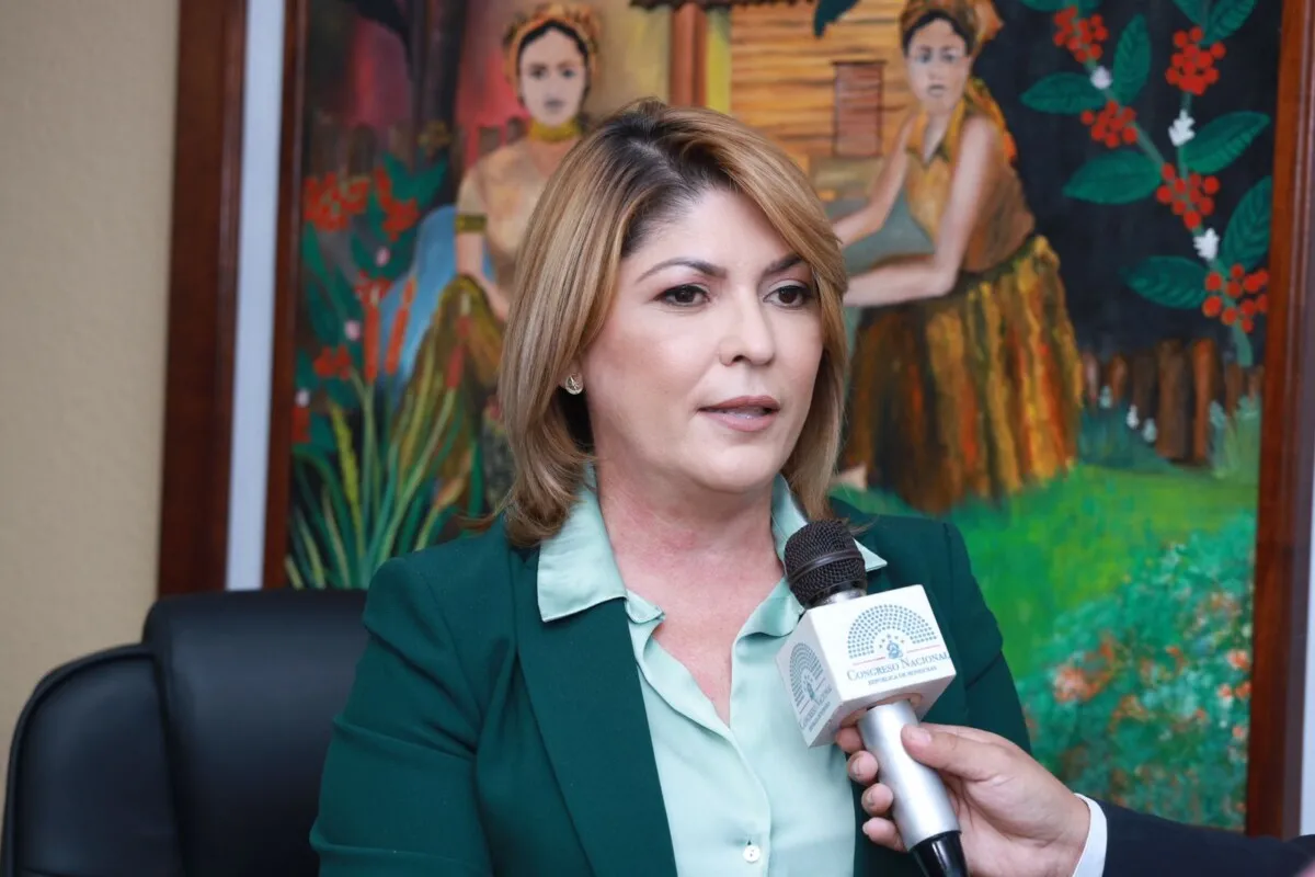 Secretaria Luz Angélica Smith:   “Correspondencia de la PGR, NO es vinculante y NO es parte de la agenda legislativa”