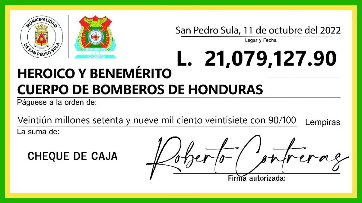 Alcalde Roberto Contreras entrega cheque por más de 21 millones de lempiras al Cuerpo de Bomberos de San Pedro Sula