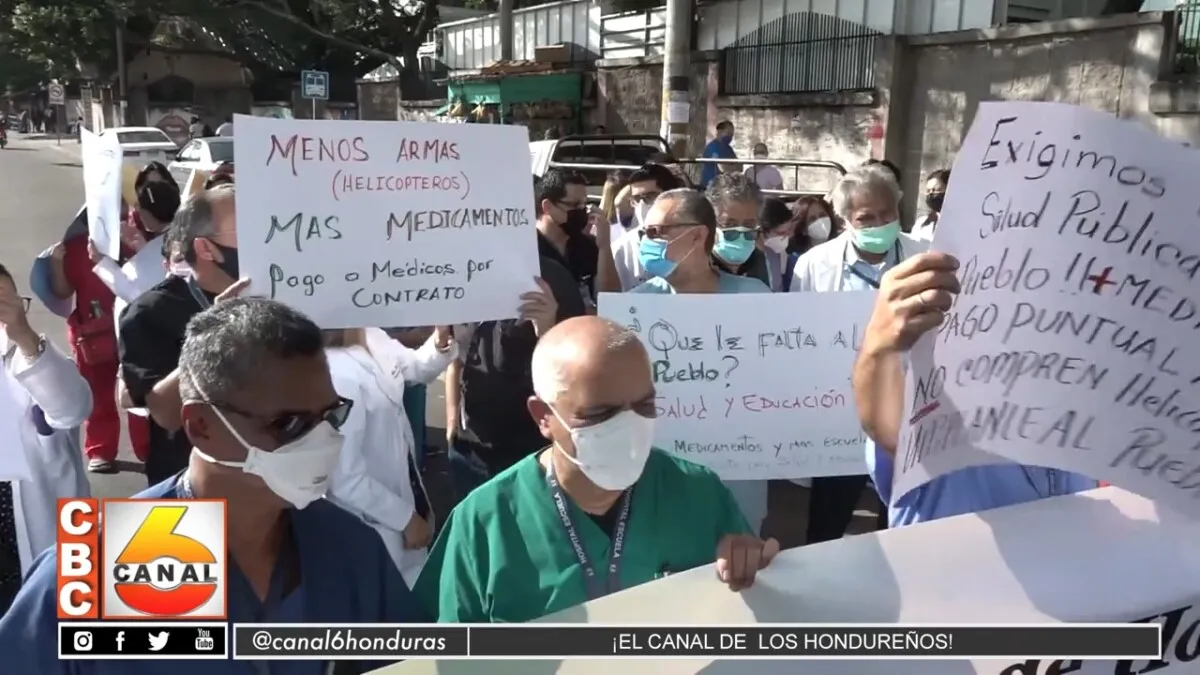 Enfermeras de Roatán solicitan el pago salarial atrasado