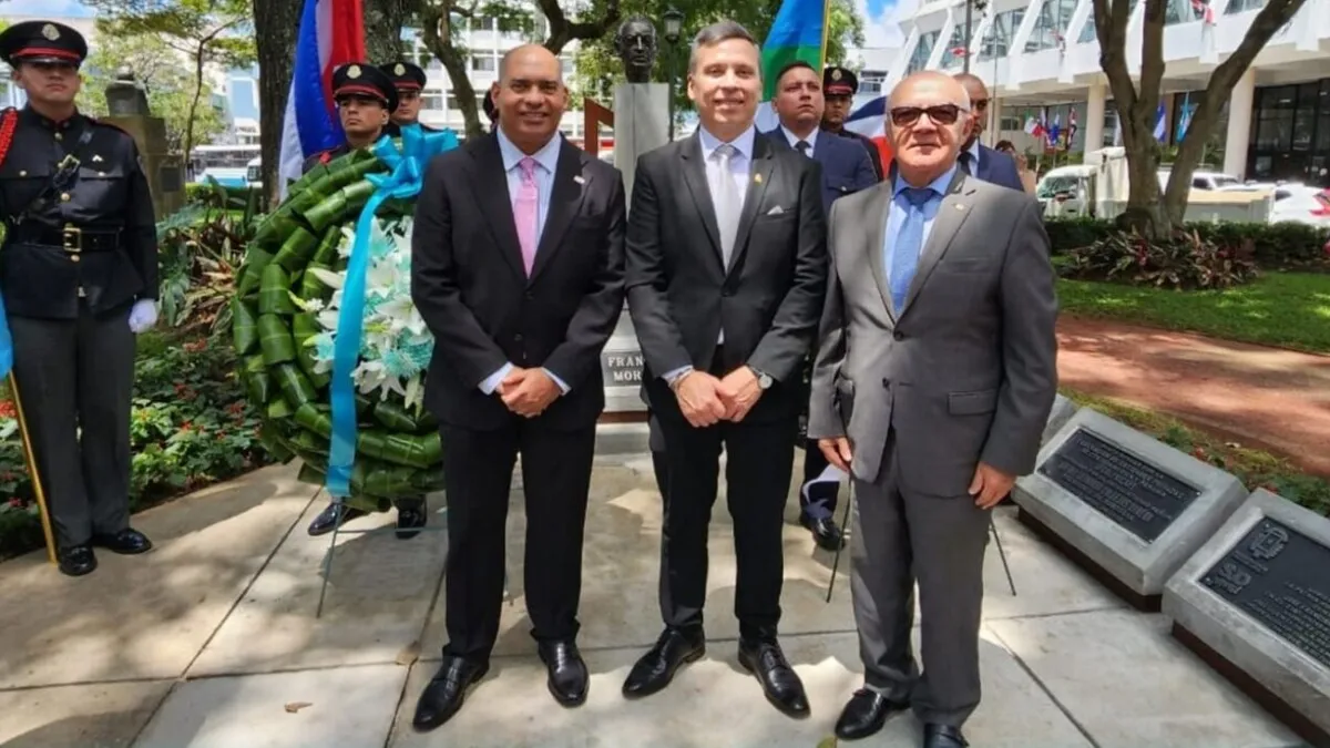 Honduras y Costa Rica conmemoran el natalicio de Francisco Morazán