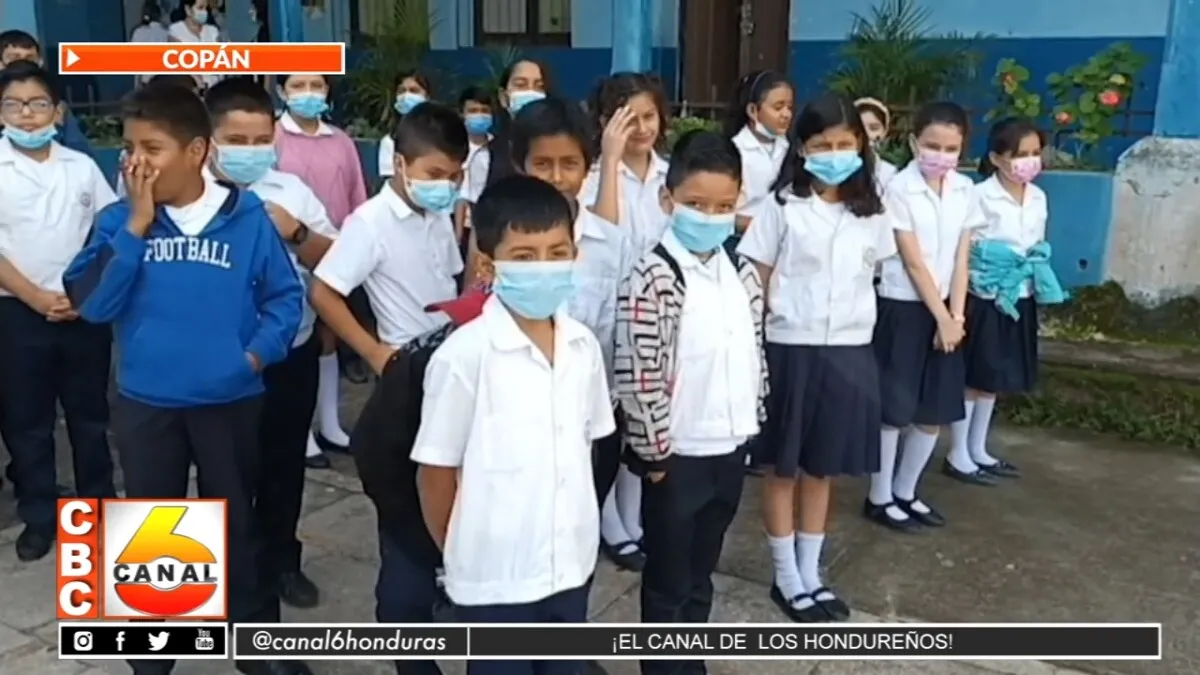 Policía clausura proyecto escolar contra maras y pandillas en Copán