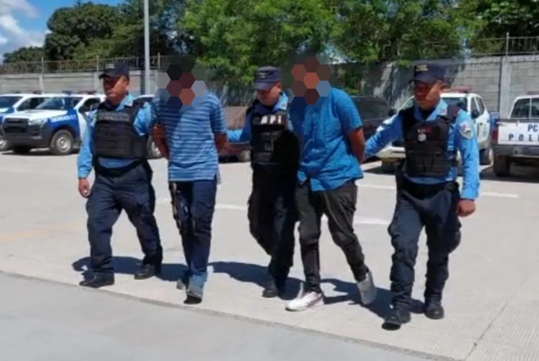 Policía Nacional detiene a dos supuestos miembros de la banda delictiva 
