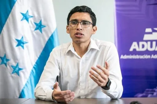 Un promedio de 72 empresas están bajo investigación por evasión fiscal, reveló el director ejecutivo de la Administración Aduanera de Honduras, Fausto Cálix