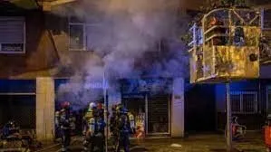Al menos 10 personas perdieron la vida en el incendio de un edificio en Francia
