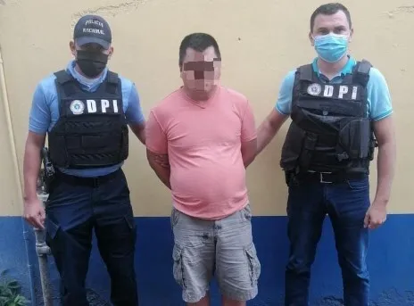DPI detiene individuo acusado de la supuesta violación especial de un menor de 12 años en la colonia La Travesía de Tegucigalpa