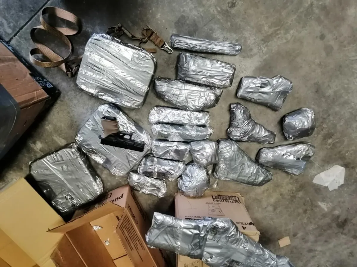 Policía Nacional descubre fuerte tráfico ilegal de armas y municiones procedentes de EEUU con destino a Copan