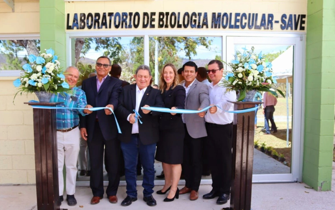 Inaugura laboratorio de biología molecular de sanidad vegetal 03