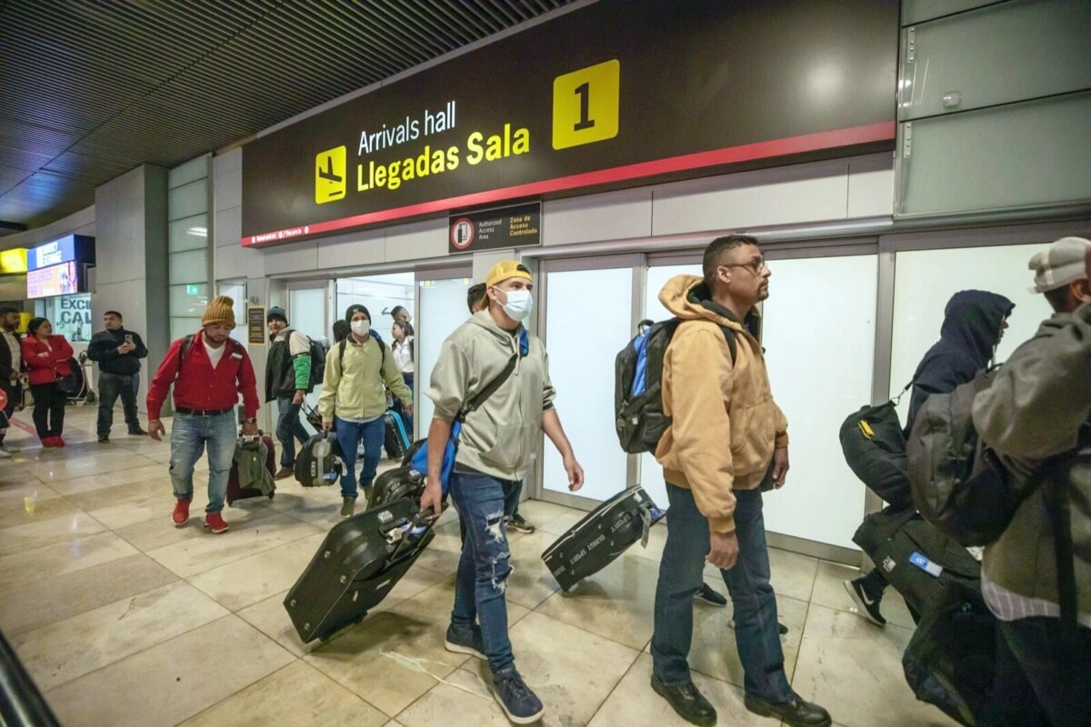 Llegan a España 80 hondureños beneficiados con las visas de trabajo temporal 01