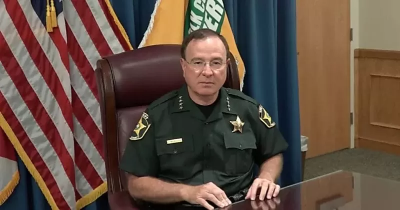 Alguacil de Florida se pronuncia a favor de indocumentados
