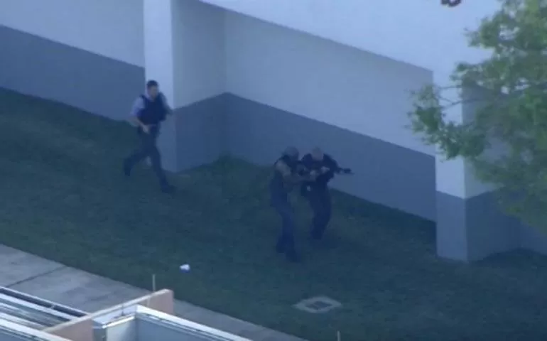 Al menos 20 heridos en un tiroteo en un instituto de Florida