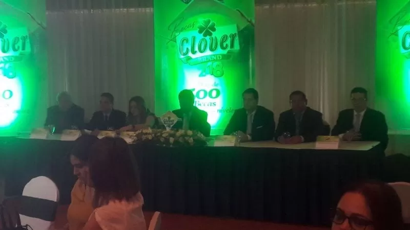Grupo Jaremar presenta las becas de Clover Brand  2018