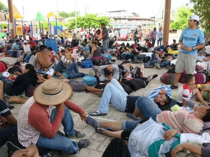 Caravana migrante encuentra apoyo en parroquia de Puebla y se alista para seguir hacia Ciudad de México