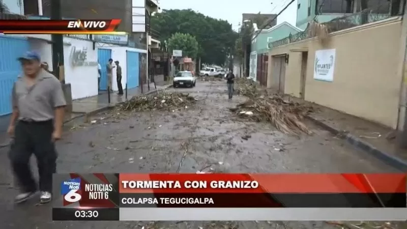 Tormenta con granizo colapsa Tegucigalpa