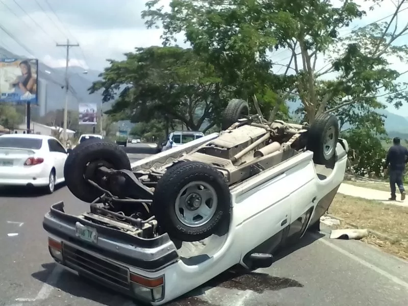 Accidente de tránsito deja una mujer herida en San Pedro Sula