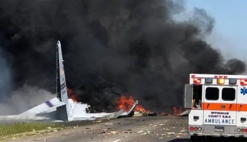 Avión militar de EE.UU. se estrella cerca de aeropuerto en Georgia