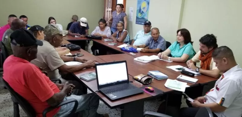 El Gobierno de la República realizó un conversatorio con pescadores de La Ceiba