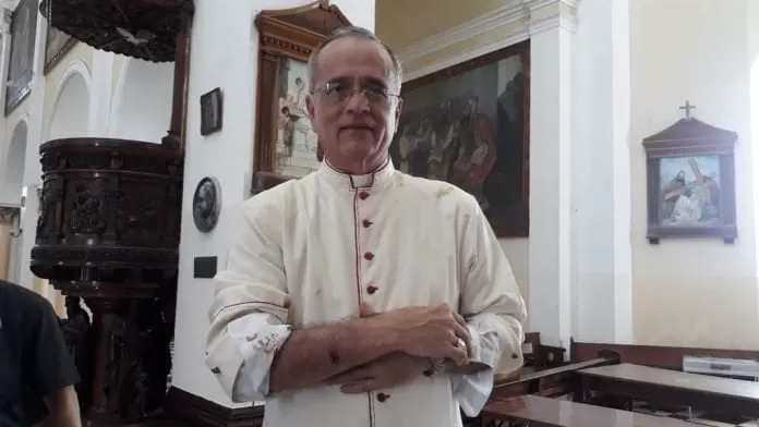 Agreden a obispos y atacan una iglesia en Nicaragua
