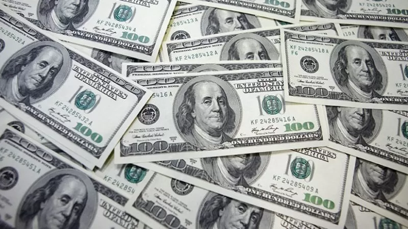 Estados Unidos: Una mujer devuelve un millón de dólares que un banco le trasfirió por error