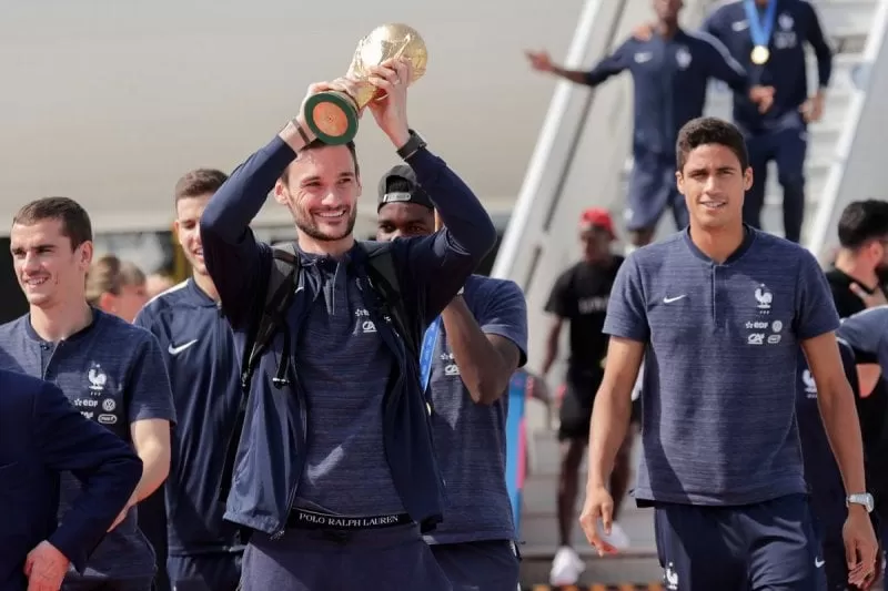VIDEO: Francia recibe a sus campeones