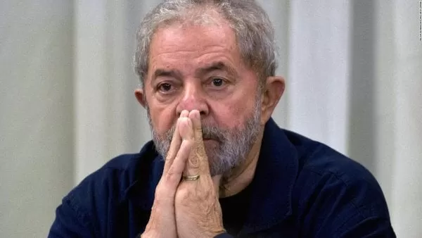 Corte de Brasil invalida candidatura del expresidente Lula da Silva 