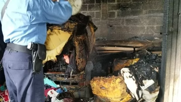 Pérdidas materiales dejó incendio en una vivienda de La Entrada, Copán
