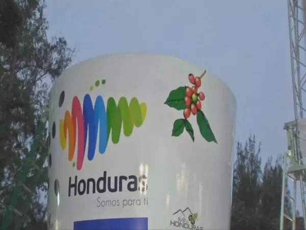 Honduras rompe récord guinness con taza de café mas grande del mundo