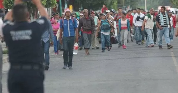 Llegan a Mapastepec, Chiapas integrantes de la segunda caravana migrante