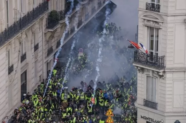 Disturbios en París en protestas de 