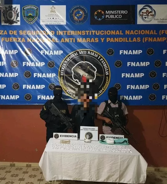 La FNAMP captura con droga a fémina supuesta integrante de la banda los Ponce en Choluteca