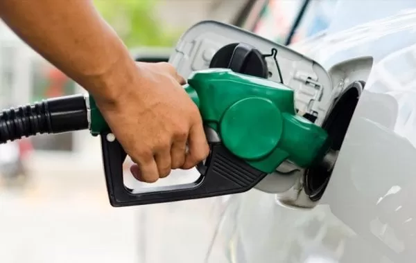 Precio de las gasolinas continúa en aumento