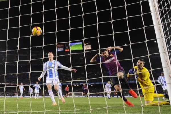 Dembele y Messi se dividen el trabajo para doblegar al Leganés