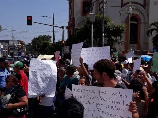 VIDEO E IMÁGENES: Familiares de privados de libertad continúan en protesta por violaciones a Derechos Humanos