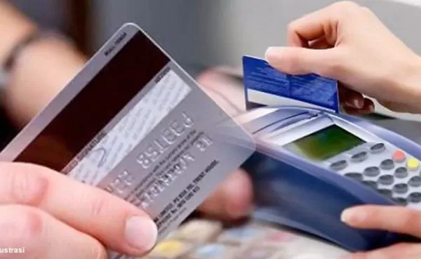 Alerta por clonación de tarjetas de crédito