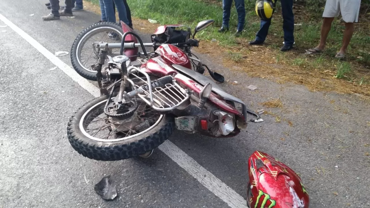 Copán: Motociclista fallece en accidente vehicular; su cuñada se salvó de milagro al bajarse 300 mts atrás 