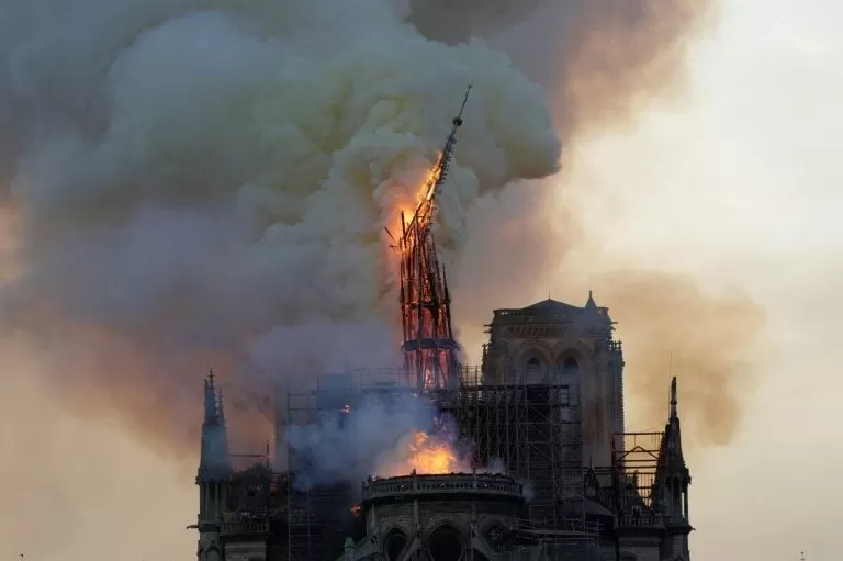 Primera misa este sábado en Notre Dame de Paris, dos meses después del incendio