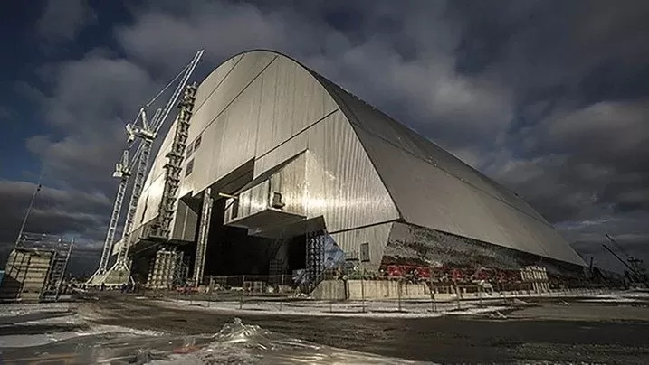 Un nuevo sarcófago de 36.000 toneladas protegerá al mundo de la radiación de Chernobyl durante los próximos 100 años