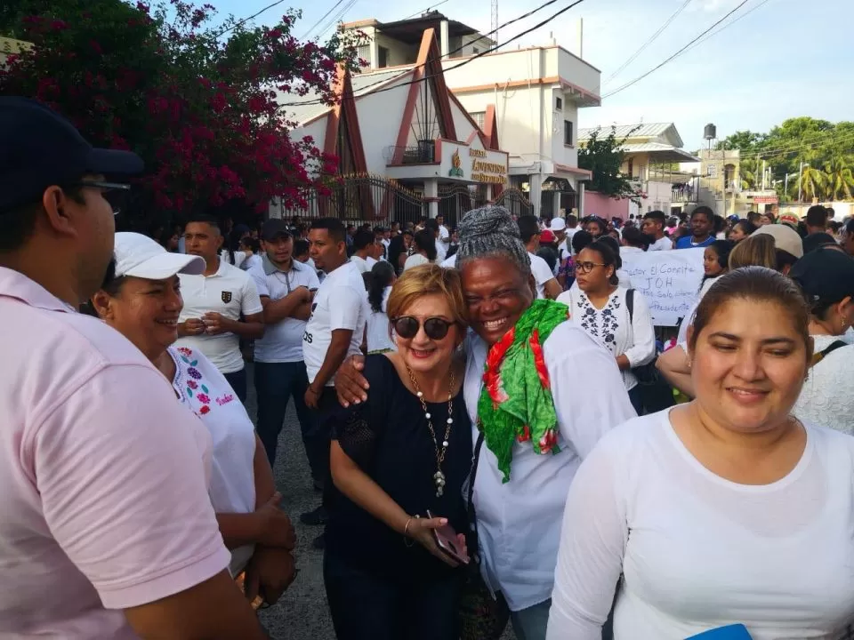 Nacionalistas Ceibeños realizan marcha en apoyo al Presidente Hernández