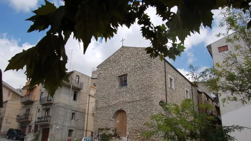 Ventana pueblo italiano