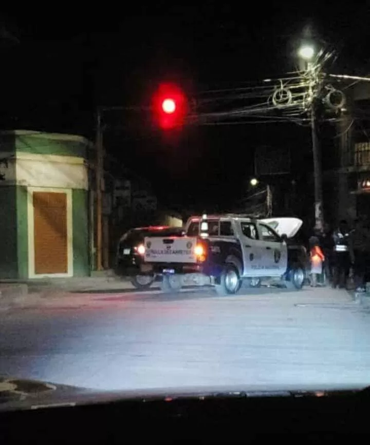 Vehículo impacta contra una patrulla de la Policía Nacional en el centro de Juticalpa, Olancho 