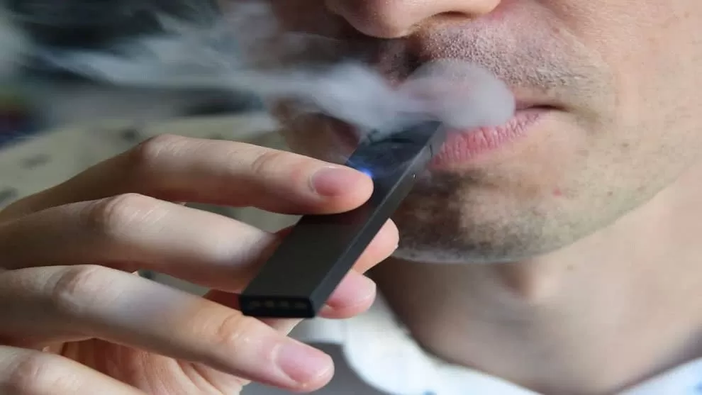 EE. UU. aumentó a 21 años edad mínima para comprar tabaco y cigarrillos electrónicos