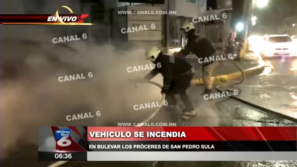 Vehículo se incendia en bulevar los próceres de San Pedro Sula