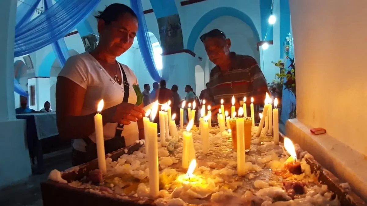 Católicos rinden honor en Ilama, Santa Bárbara