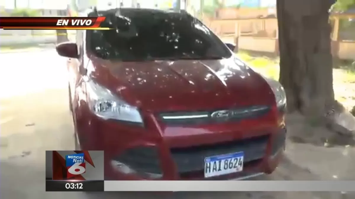 Policía recupera carro robado en San Pedro Sula