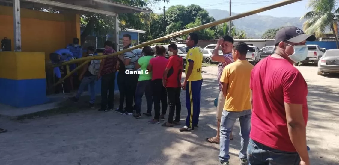 Detenidos en Tocoa, Colón por no respetar toque de queda